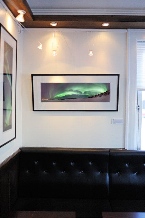Exhibition De Fire Roser